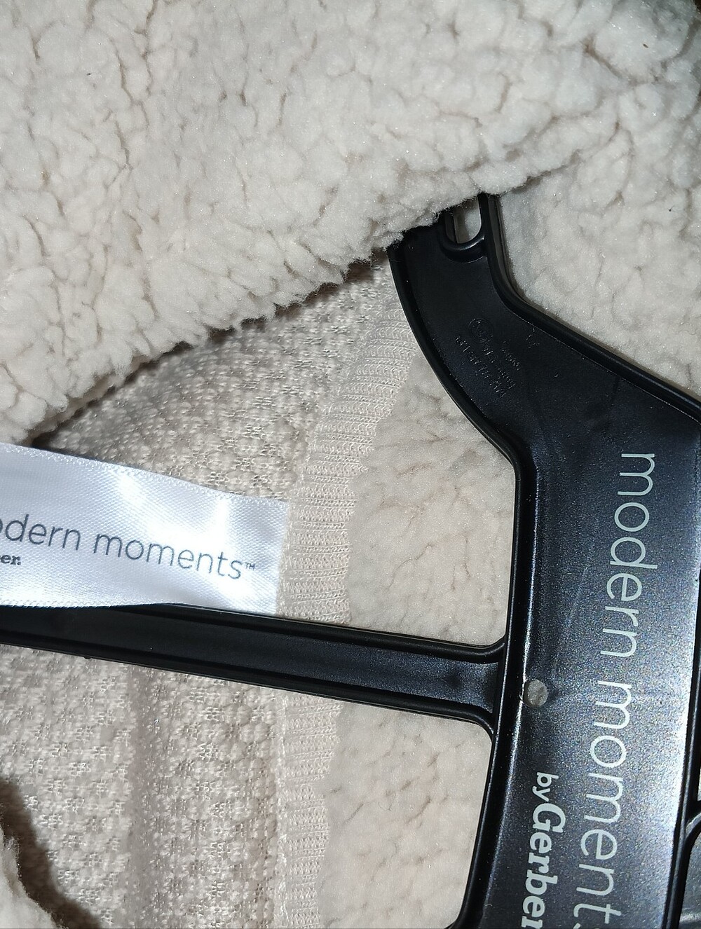 Modern Moments - Picture 5 of 8